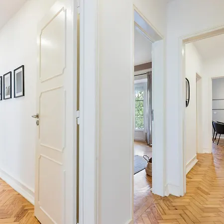Alvalade Gallery By Gonzalo's Guest Appartamento *